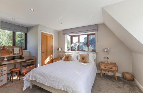 Goole House | Antler House
