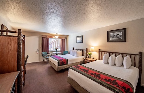 Jackson Hotel | Antler Inn