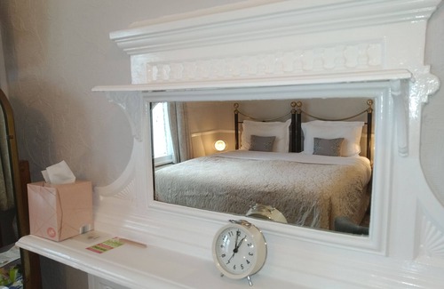 Shrewsbury Bed & Breakfast | Anton Guest House B&B