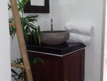 Padonan House | Anugrah Jaya Guest House