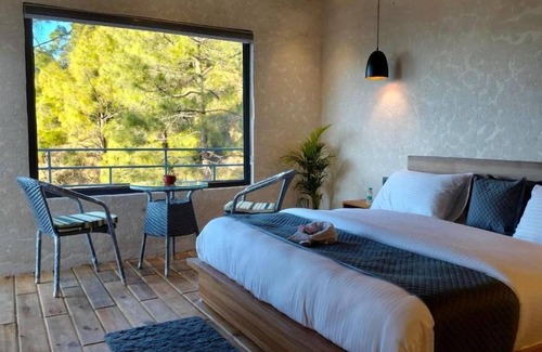 Lansdowne Hotel | Anupraas Resort