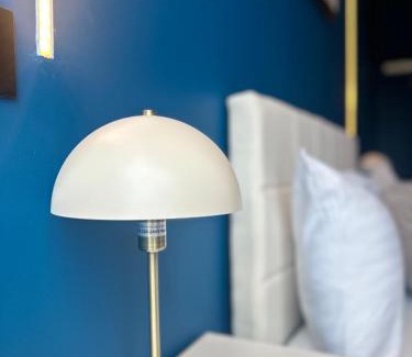 Manchester Apartment | AO Arena - Contemporary - MCR City Pad - Parking