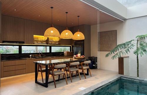 Batu Bolong Villa | Aora Tirta Villa in Canggu