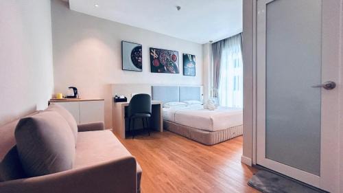 The Strand Hotel | AP Concept Hotel