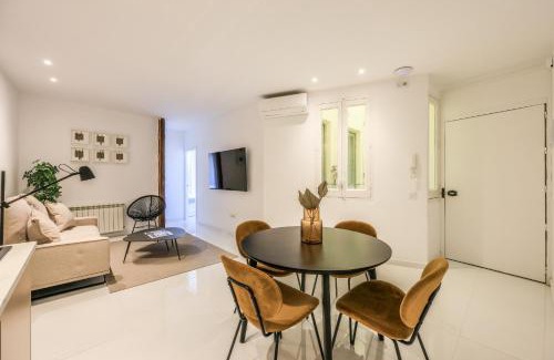 Las Acacias Apartment | AP Embajadores XVII