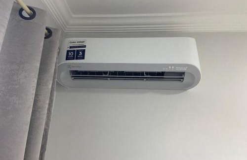 Piratuba Apartment | Ap novo e climatizado no centro com ótima localização na avenida principal