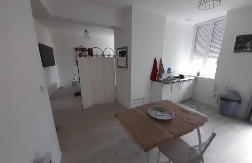 Marly Apartment | Apaartement près du Stade du Hainaut