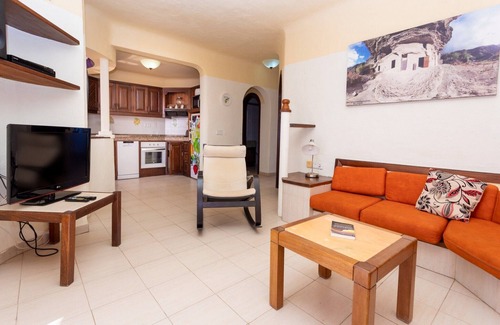 San Bartolome de Tirajana House | Apartment in Bahía Feliz by Playa del Águila