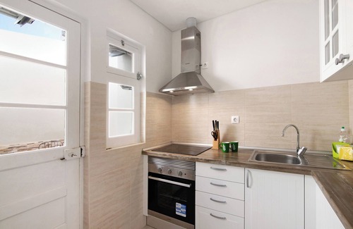 Vila Real Santo Antonio Apartment | Apartment 'The Fig House Vila Real De Santo' with Terrace and Air Conditioning