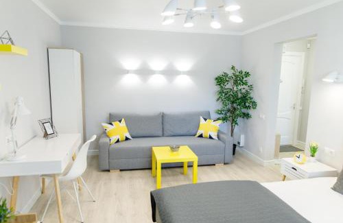 Zarichnyi District Apartment | Apart-Hotel "LAVINA"
