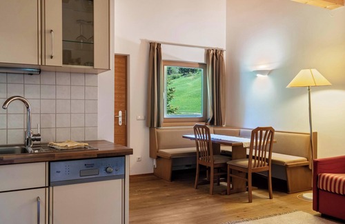 Castelrotto Apartment | Apartment "Ferienparadies Sabina Föhre" in the Nature Reserve directly on the Alpe di Siusi