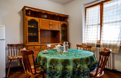 Le Rocchette Apartment | Apartment 'Villa Rodolfo' with Private Terrace, Private Garden and Air Conditioning