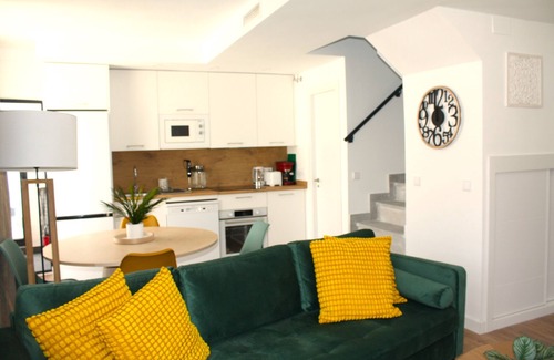 Numancia Resort | APARTAHOTEL MADRID URBAN SUITES - EDIFICIO EXCLUSIVO - 7 Apartments Boutique Full Equiped