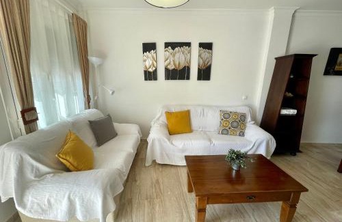 Poblado Sancti Petri Apartment | Apartamento Castillo de Mar