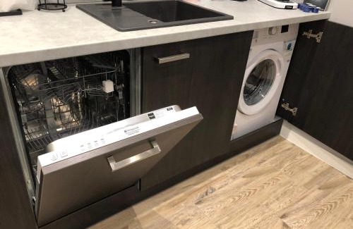 Opole Apartment | Apartament FLAMING DeLuxe z balkonem w centrum naprzeciwko PKP PKS - self check in - darmowy parking - późne wymeldowanie do 12 - wystawiamy FV