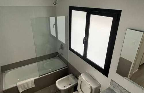 Nunez Apartment | Apartamento Blanco con balcón