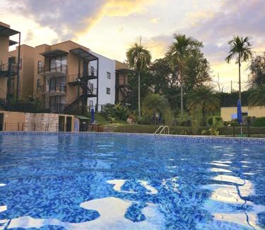 La Tebaida Apartment | Apartamento Campestre 4 Piscinas, Jacuzzy y Sauna a 5m del Aeropuerto, 20m Parque del Cafe Ubicado en La Tebaida - F - by Molca Xperiences