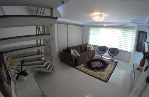Quatro Ilhas Apartment | Apartamento Cobertura Duplex