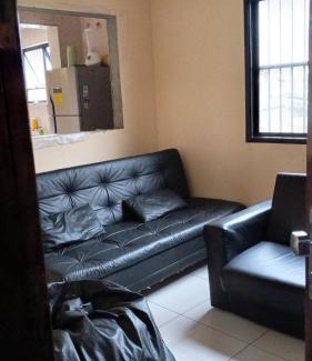 Vila Balnearia Apartment | Apartamento com1 vaga na garagem e internet Jardim Real PRAIA GRANDE