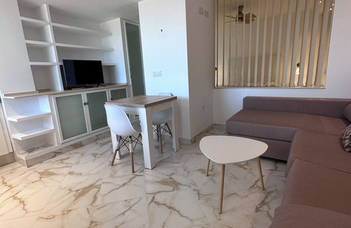 Rota Apartment | Apartamento con Jacuzzi a PIE de Playa , Zona LA Costilla , Centro