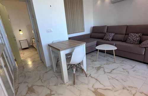 Rota Apartment | Apartamento con Jacuzzi a PIE de Playa , Zona LA Costilla , Centro