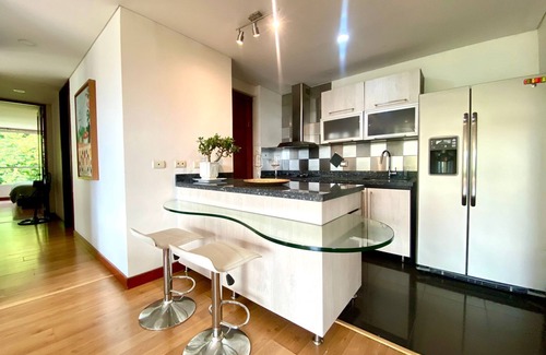 Patio Bonito Apartment | Apartamento con la Mejor Ubicacion en el Poblado