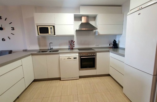 Aguadulce Apartment | Apartamento con Piscina y Vistas al mar ,¡a 5 Minutos de la Playa!