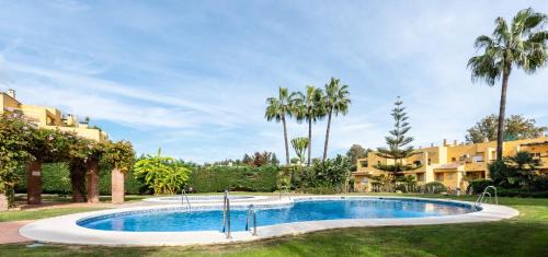 Guadalmina Apartment | Apartamento Dúplex Los Cartujanos I