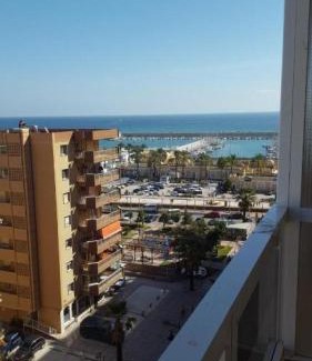 Fuengirola City Centre Apartment | Apartamento El Albero Integrado en el Hotel PYR céntrico y en primera línea de playa