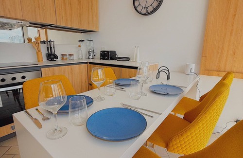 La Carolina Apartment | Apartamento en el edificio más alto UIO