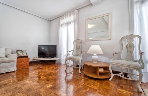 Gros Apartment | APARTAMENTO EN GROS, SAN SEBASTIÁN Zurriola Beach