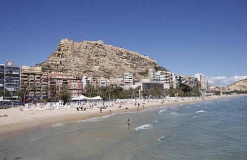 Alicante City Centre Apartment | Apartamento en Rambla Alicante 4 pax
