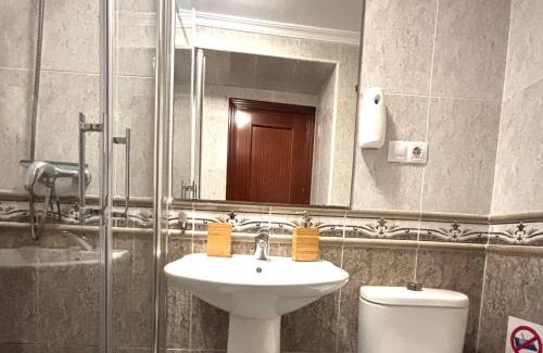 Old Town Apartment | Apartamento FEDUCHY 10 min de la playa 2 baños
