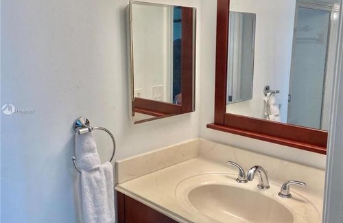 Brickell Apartment | Apartamento frente a la bahía
