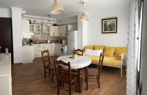 Gerena Apartment | Apartamento Gerena 5B bajo