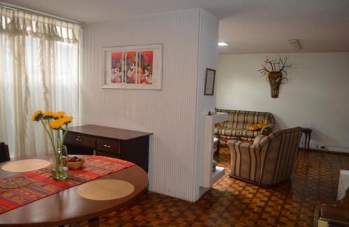 Quito Apartment | Apartamento independiente a 6 minutos de Mall el Jardín