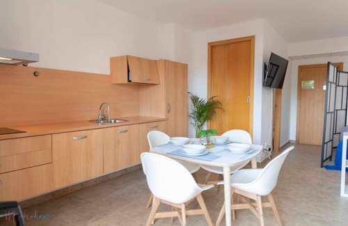 Punta Umbria Apartment | Apartamento Junto a la Playa con Piscina y Parking