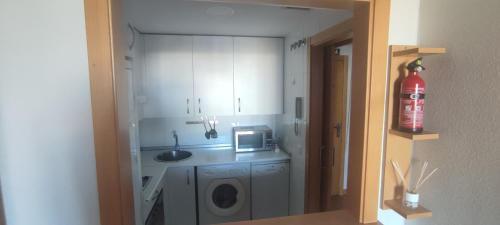 Rejas Apartment | Apartamento luminoso, tranquilo y bien equipado en Madrid, cerca del aeropuerto, IFEMA y estadio Metropolitano