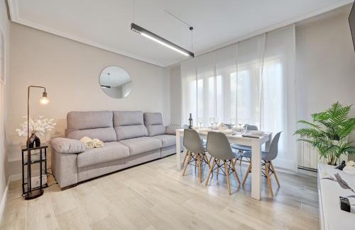 Logrono City Centre Apartment | Apartamento Momentos by Clabao