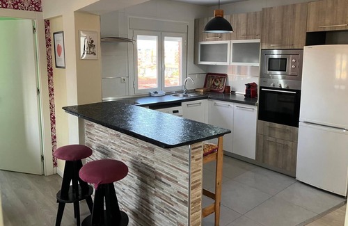 Cruz de Humilladero Apartment | Apartamento muy Luminoso y Excelente Ubicacion