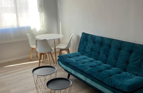 Almeria Centro Apartment | Apartamento muy luminoso en el centro de Almeria