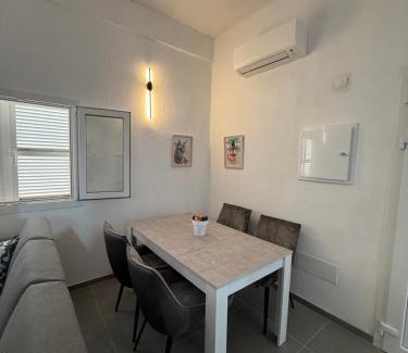Ibiza Town Apartment | Apartamento para 6 en playa den bossa
