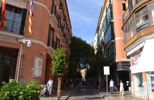 Cort Apartment | Apartamento Plaza Eulalia