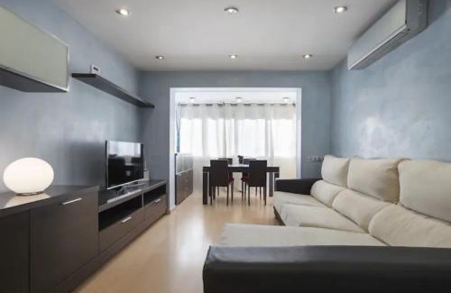 Castelldefels Apartment | Apartamento Playa con Piscina, Parking y 2 habitac
