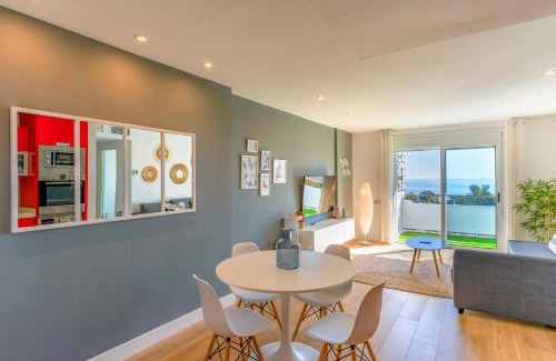 Aguadulce Apartment | Apartamento Pura Vida! Vistas al mar, playa a 5 min. Terraza, WiFi y A/A.