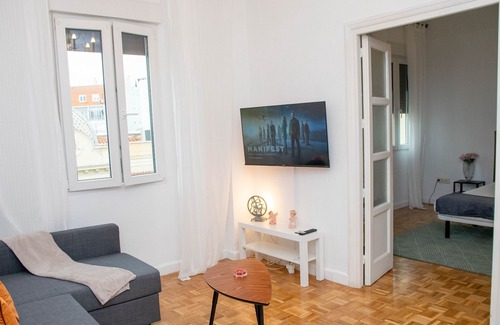Embajadores Apartment | Apartamento RASTRO Tirso de Molina-La Latina M (DDA7)