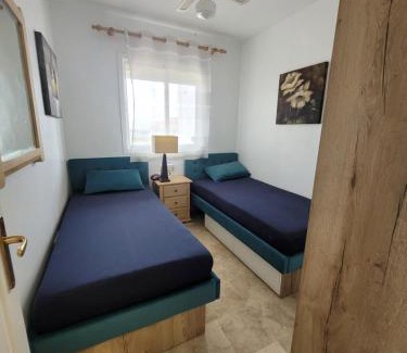 Puerto de la Duquesa Apartment | APARTAMENTO SOLEADO ALBORAN Hills