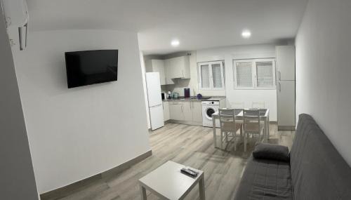 Bailen-Miraflores Apartment | Apartamento Tejares 4A