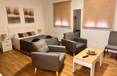 Archidona Apartment | Apartamentos El PELIGRO 2 LAHIVE