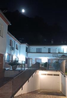 Arroyo Frio Apartment | Apartamentos El Risquillo